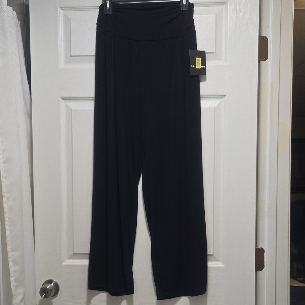 I.N. Studio Black Wide Leg Pants Petite